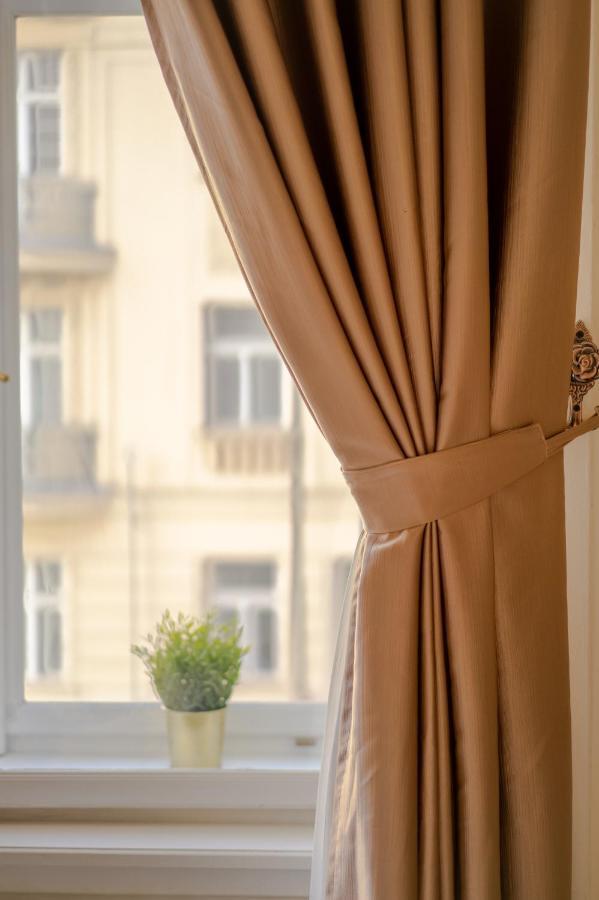 Exclusive Apartment With A View Of Prague Castle And Vltava River Esterno foto