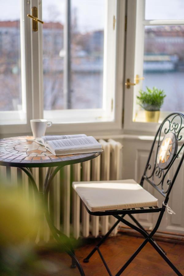 Exclusive Apartment With A View Of Prague Castle And Vltava River Esterno foto