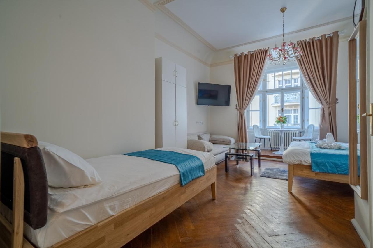 Exclusive Apartment With A View Of Prague Castle And Vltava River Esterno foto
